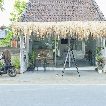 The Wina Echo Beach Guest House Чангу Экстерьер фото